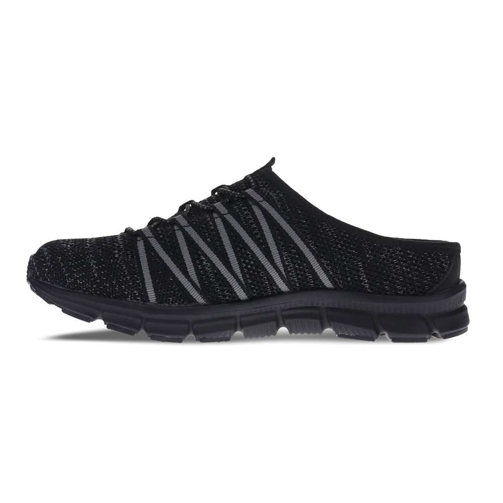 Utopia Knit Slip-On Sneaker - Black