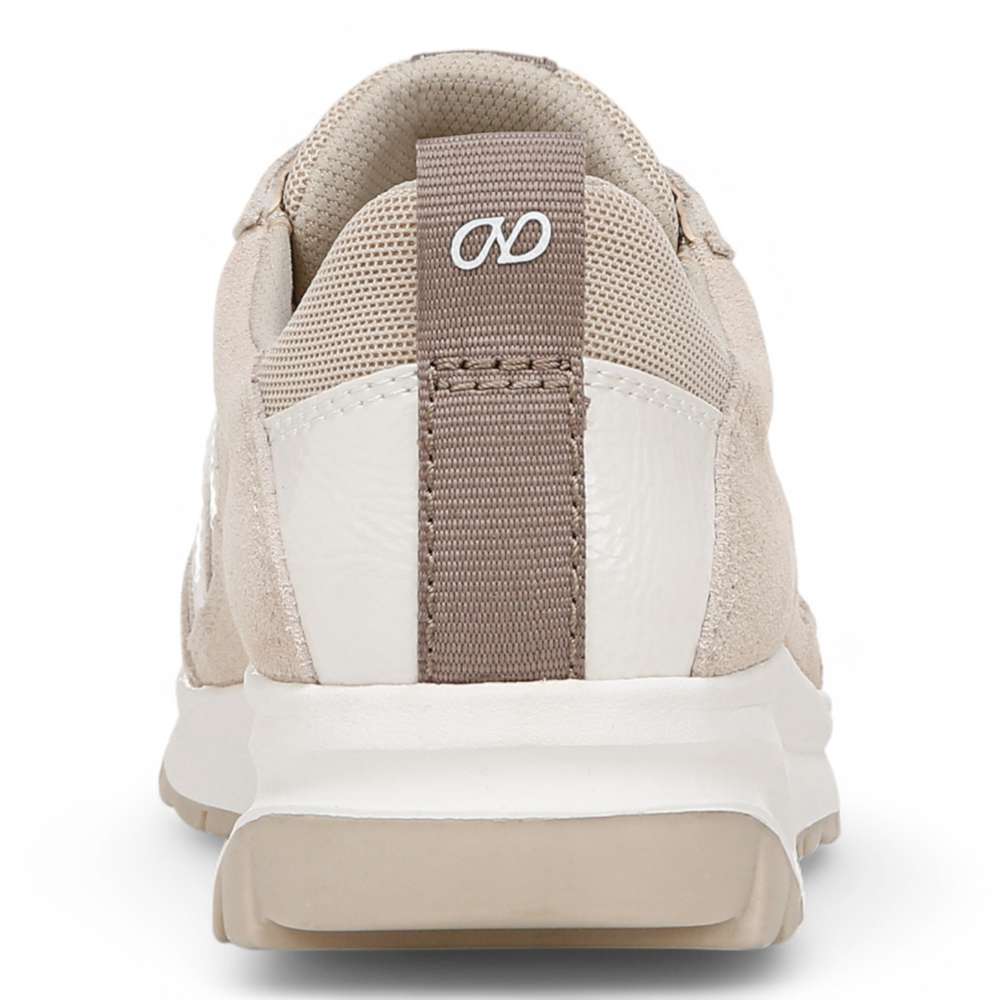 Shay Jogger Lace Up Sneaker - White/Beige