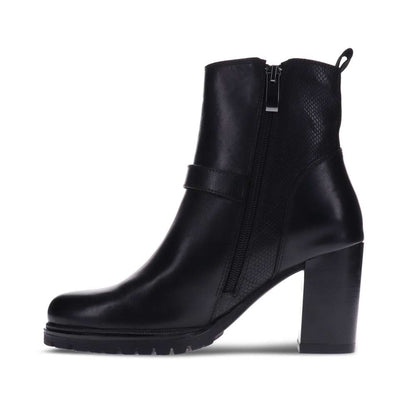 Diana Zip Boot - Black
