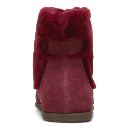 Maizie Slipper - Wine